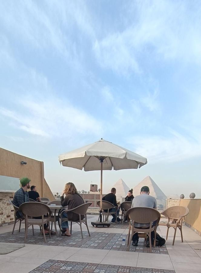 Bedouin Pyramids View Hotel Kafrat al Jabal ภายนอก รูปภาพ