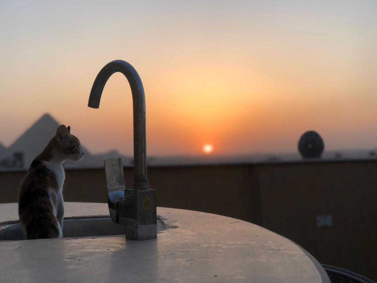 Bedouin Pyramids View Hotel Kafrat al Jabal ภายนอก รูปภาพ