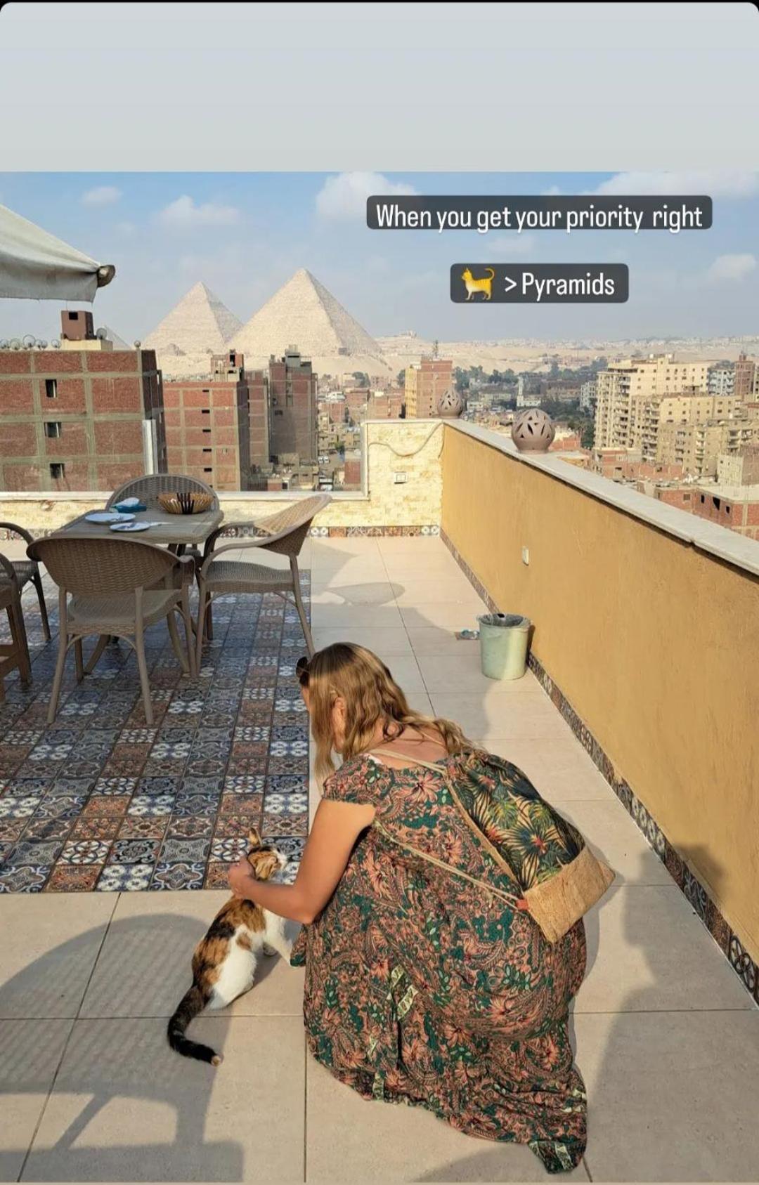 Bedouin Pyramids View Hotel Kafrat al Jabal ภายนอก รูปภาพ